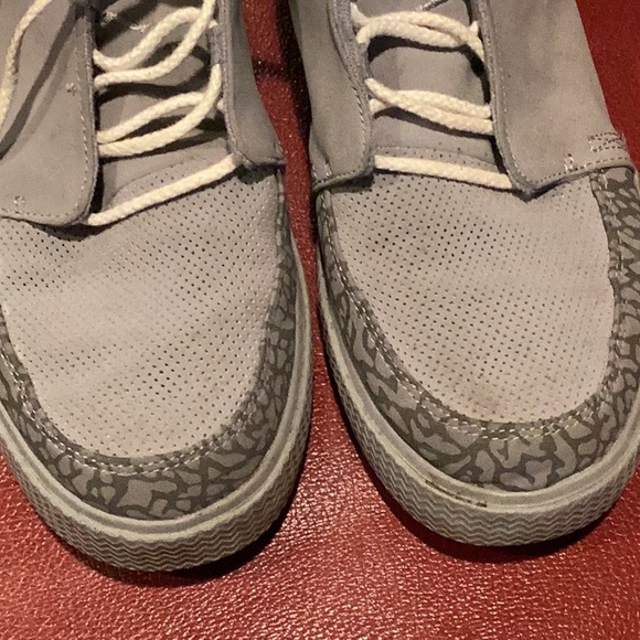 Air Jordan by Nike sneakers - Picture 4 of 8